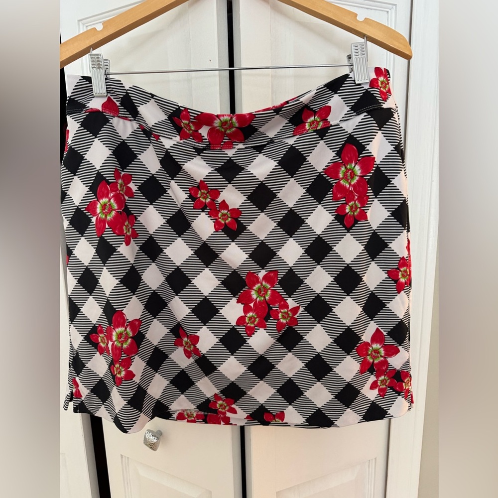 Greg Norman Black and White Checked Golf Skort with Red Flowers